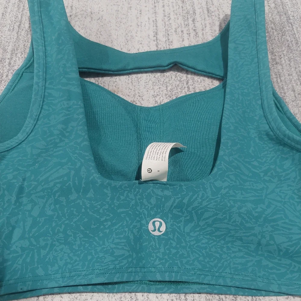 Lululemon Everlux Cut-Out Bra